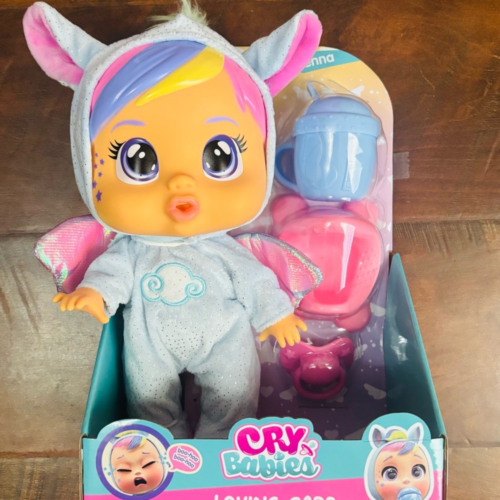 Cry Babies Loving Care Jenna w/Accessories & REAL TEARS